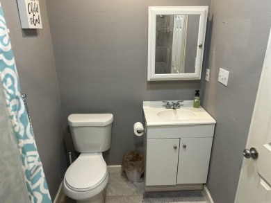 For Sale: 104 Shadow Ridge Court, Fairfield Bay, AR ?? 2 Bed | 2 on Mountain Ranch Golf Club in Arkansas - for sale on GolfHomes.com, golf home, golf lot