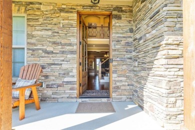 SELLER OFFERING 10K TOWARDS RATE BUY DOWN OR BUYER CLOSING on Coweta Club in Georgia - for sale on GolfHomes.com, golf home, golf lot