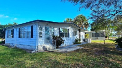 Charming Manufactured Home on Private Golf Course Lot in Riviera on Riviera Golf Club in Florida - for sale on GolfHomes.com, golf home, golf lot