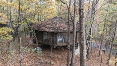 Adorable rental income opportunity in Big Canoe! This Treetopper on Big Canoe Golf Club - Cherokee in Georgia - for sale on GolfHomes.com, golf home, golf lot