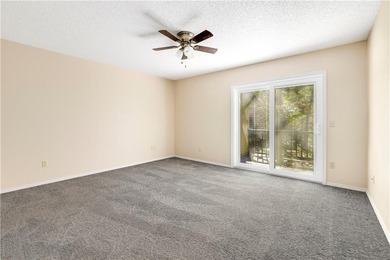 Enjoy low-maintenance living in this charming one-level townhome on Bella Vista - Metfield Golf Complex and Country Club in Arkansas - for sale on GolfHomes.com, golf home, golf lot