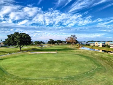 This beautifully updated condo features a stunning kitchen with on Kings Point Golf -Flanders Way in Florida - for sale on GolfHomes.com, golf home, golf lot