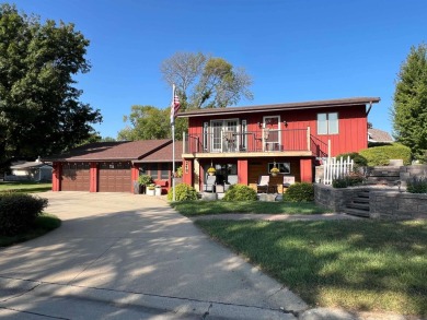 LOCATION. LOCATION. LOCATION. This 1959 home sits on .29 acres on Landsmeer Golf Club in Iowa - for sale on GolfHomes.com, golf home, golf lot