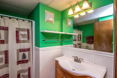 Rare opportunity to own a 4-bedroom, 2-bath condo in the on Linderhof Country Club in New Hampshire - for sale on GolfHomes.com, golf home, golf lot