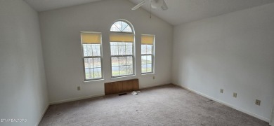 Nice three bedroom, two bath home with two car garage on Druid Hills Golf Club in Tennessee - for sale on GolfHomes.com, golf home, golf lot
