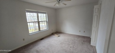 Nice three bedroom, two bath home with two car garage on Druid Hills Golf Club in Tennessee - for sale on GolfHomes.com, golf home, golf lot