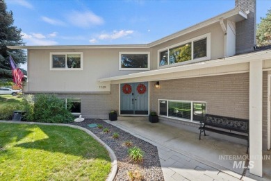 Nestled on the 7th fairway of Eagle Hills Golf Course, this on Eagle Hills Golf Course in Idaho - for sale on GolfHomes.com, golf home, golf lot