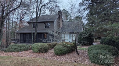 Beautiful, elegant, immaculate and well maintained home located on River Hills Country Club in South Carolina - for sale on GolfHomes.com, golf home, golf lot