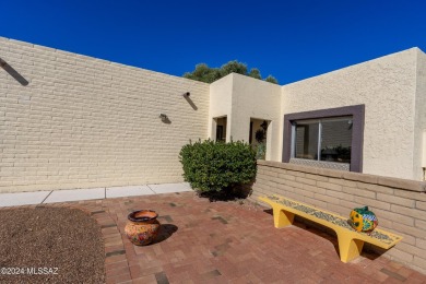 Welcome to your desert oasis! This beautiful townhouse in Green on Desert Hills Golf Club of Green Valley in Arizona - for sale on GolfHomes.com, golf home, golf lot