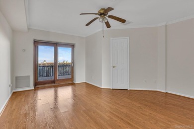 This sun-drenched 2-bedroom, 2-bathroom condo offers on Baiting Hollow Club in New York - for sale on GolfHomes.com, golf home, golf lot