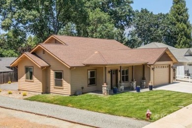 Custom home next to Golf Course in Weaverville with end of the on Trinity Alps Golf Course in California - for sale on GolfHomes.com, golf home, golf lot