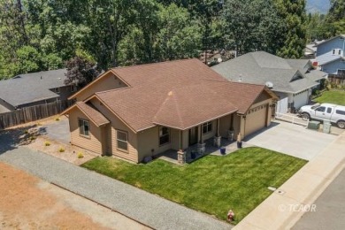 Custom home next to Golf Course in Weaverville with end of the on Trinity Alps Golf Course in California - for sale on GolfHomes.com, golf home, golf lot