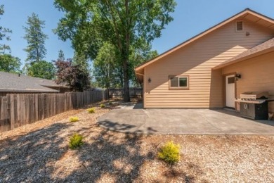 Custom home next to Golf Course in Weaverville with end of the on Trinity Alps Golf Course in California - for sale on GolfHomes.com, golf home, golf lot