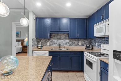 Amazing deal alert... recently updated and ready for you! This on Signal Hill Golf Course, Inc. in Florida - for sale on GolfHomes.com, golf home, golf lot