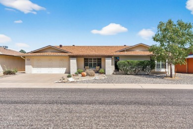 Tastefully updated Classic model in Sun City West, an active on Briarwood Country Club in Arizona - for sale on GolfHomes.com, golf home, golf lot
