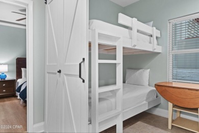 Amazing deal alert... recently updated and ready for you! This on Signal Hill Golf Course, Inc. in Florida - for sale on GolfHomes.com, golf home, golf lot
