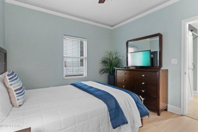 Amazing deal alert... recently updated and ready for you! This on Signal Hill Golf Course, Inc. in Florida - for sale on GolfHomes.com, golf home, golf lot