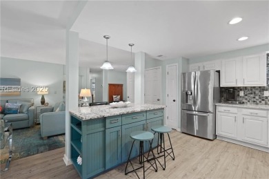 Beautifully updated 2-bedroom, 2-bath first-floor flat located on Shipyard Golf Club in South Carolina - for sale on GolfHomes.com, golf home, golf lot