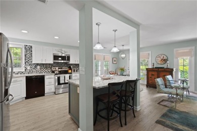 Beautifully updated 2-bedroom, 2-bath first-floor flat located on Shipyard Golf Club in South Carolina - for sale on GolfHomes.com, golf home, golf lot