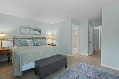 Beautifully updated 2-bedroom, 2-bath first-floor flat located on Shipyard Golf Club in South Carolina - for sale on GolfHomes.com, golf home, golf lot