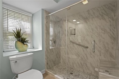 Beautifully updated 2-bedroom, 2-bath first-floor flat located on Shipyard Golf Club in South Carolina - for sale on GolfHomes.com, golf home, golf lot