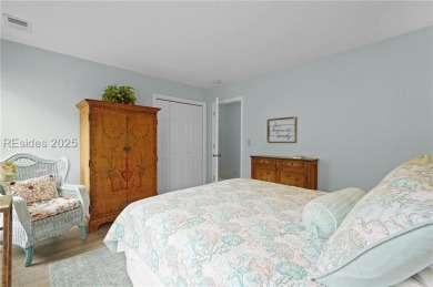 Beautifully updated 2-bedroom, 2-bath first-floor flat located on Shipyard Golf Club in South Carolina - for sale on GolfHomes.com, golf home, golf lot