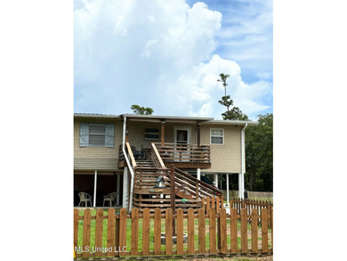 MAKE AN OFFER!  This charming 2 bedroom/2 bath home sits in a on The Bridges Golf Club At Hollywood Casino in Mississippi - for sale on GolfHomes.com, golf home, golf lot