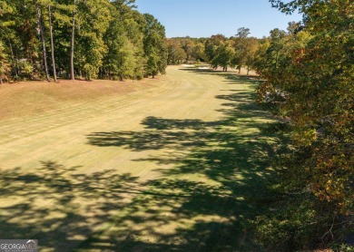 Perfect Location! This beautiful home is situated on the 17th on Canongate On White Oak Golf Course in Georgia - for sale on GolfHomes.com, golf home, golf lot