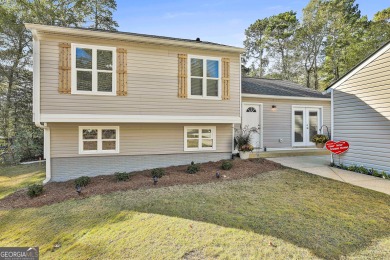 Newly Renovated 3BR/2.5BA on 17th Hole on Seminole at Whiteoak! on Canongate On White Oak Golf Course in Georgia - for sale on GolfHomes.com, golf home, golf lot