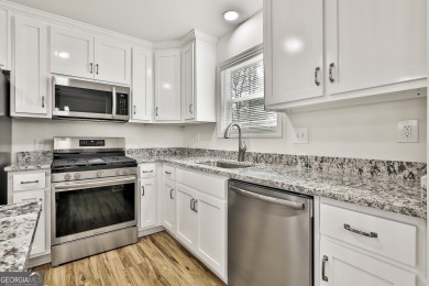 Newly Renovated 3BR/2.5BA on 17th Hole on Seminole at Whiteoak! on Canongate On White Oak Golf Course in Georgia - for sale on GolfHomes.com, golf home, golf lot