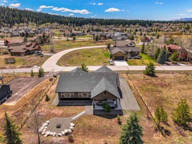 Mountain Getaway - Turnkey, Fully Furnished  Ready to Enjoy on McCall Municipal Golf Course in Idaho - for sale on GolfHomes.com, golf home, golf lot
