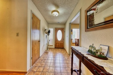 This Inviting, move in ready 3 bedroom 2 bath with an Impressive on Oak Tree Country Club in California - for sale on GolfHomes.com, golf home, golf lot