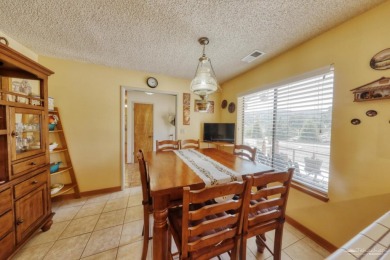 This Inviting, move in ready 3 bedroom 2 bath with an Impressive on Oak Tree Country Club in California - for sale on GolfHomes.com, golf home, golf lot