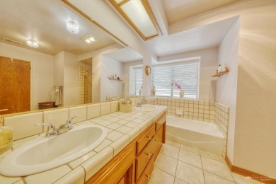 This Inviting, move in ready 3 bedroom 2 bath with an Impressive on Oak Tree Country Club in California - for sale on GolfHomes.com, golf home, golf lot