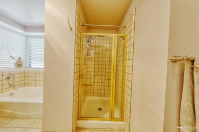 This Inviting, move in ready 3 bedroom 2 bath with an Impressive on Oak Tree Country Club in California - for sale on GolfHomes.com, golf home, golf lot