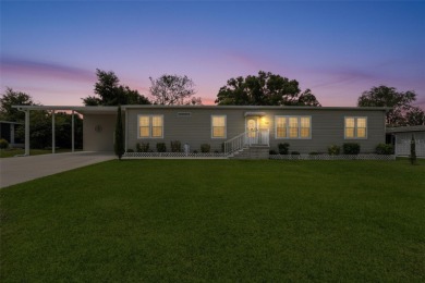 This beautifully maintained 3-bedroom, 2-bath home sits on a on Brookridge Country Club in Florida - for sale on GolfHomes.com, golf home, golf lot