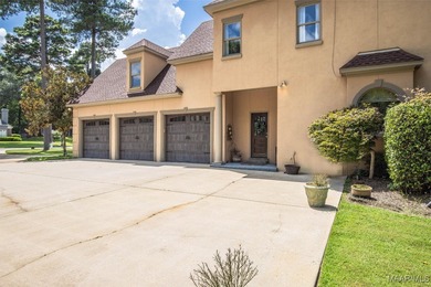 EXCEPTIONAL custom built home in Wynlakes with an oversized 3 on Wynlakes Golf and Country Club in Alabama - for sale on GolfHomes.com, golf home, golf lot