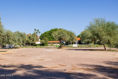 17 Biltmore Estates offers one of the most exclusive and on Arizona Biltmore Golf and Country Club in Arizona - for sale on GolfHomes.com, golf home, golf lot