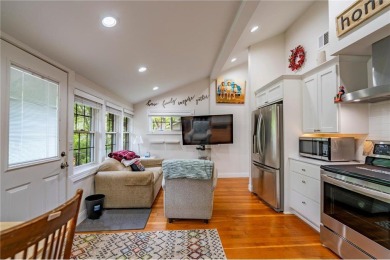 Charming 1-bedroom, 1-bath cottage overlooking beautiful Pelican on Breezy Point Golf Course Resort in Minnesota - for sale on GolfHomes.com, golf home, golf lot
