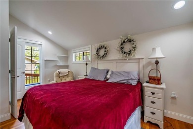 Charming 1-bedroom, 1-bath cottage overlooking beautiful Pelican on Breezy Point Golf Course Resort in Minnesota - for sale on GolfHomes.com, golf home, golf lot