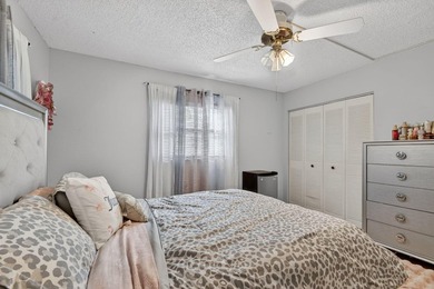 Live the relaxed Florida lifestyle in Kings Point! First-floor on Kings Point Golf -Flanders Way in Florida - for sale on GolfHomes.com, golf home, golf lot