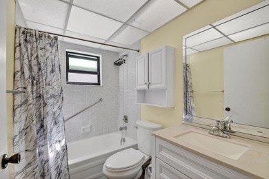 Live the relaxed Florida lifestyle in Kings Point! First-floor on Kings Point Golf -Flanders Way in Florida - for sale on GolfHomes.com, golf home, golf lot