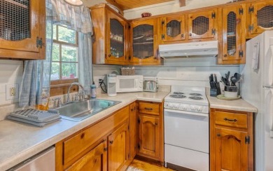 Are you looking for a vacation get-away/successful vacation on White Path Golf Club in Georgia - for sale on GolfHomes.com, golf home, golf lot