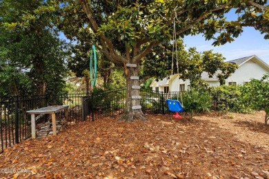 CURRENTLY UNDER CONTRACT, SELLER WILL CONSIDER BACKUP OFFERS on Bay Point Resort Golf Club in Florida - for sale on GolfHomes.com, golf home, golf lot