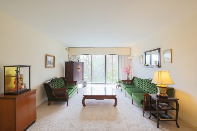 Beautiful and spacious top floor condo located in desirable on Old Orchard Country Club, Inc. in Illinois - for sale on GolfHomes.com, golf home, golf lot