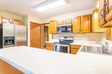 Spacious 3BR/2.5BA home in the gated Connestee Falls community! on Connestee Falls Golf Club in North Carolina - for sale on GolfHomes.com, golf home, golf lot
