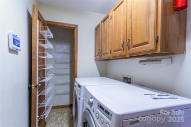 Spacious 3BR/2.5BA home in the gated Connestee Falls community! on Connestee Falls Golf Club in North Carolina - for sale on GolfHomes.com, golf home, golf lot