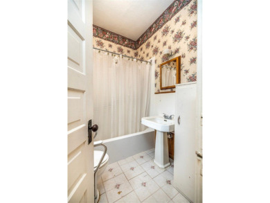 This 3-bedroom, 1-bath home offers convenience and potential! on Skyline Golf Course in Wisconsin - for sale on GolfHomes.com, golf home, golf lot