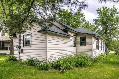 This 3-bedroom, 1-bath home offers convenience and potential! on Skyline Golf Course in Wisconsin - for sale on GolfHomes.com, golf home, golf lot