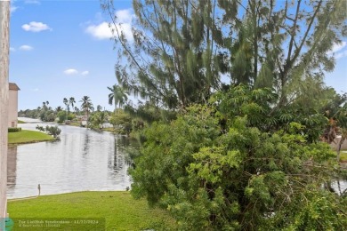 Beautiful 1-bedroom, 1-bathroom apartment located in the on Sunrise Lakes Phase IV Golf Course in Florida - for sale on GolfHomes.com, golf home, golf lot